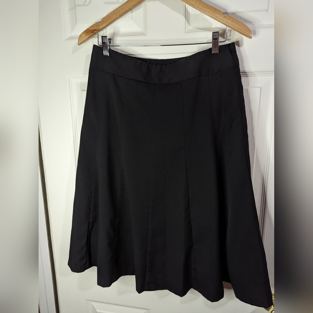 Rafaella Studio Women's black Aline skirt size 8